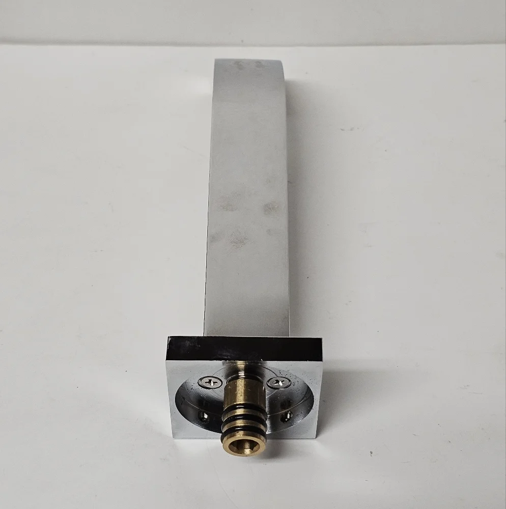 Sumerain Bathroom Sink Faucet and Valves - Wall Mount - Silver & Gold